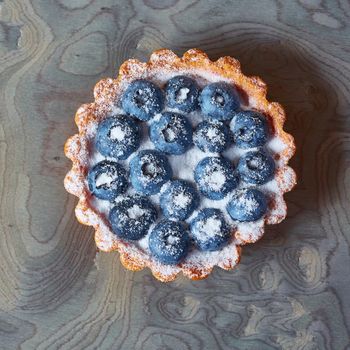 Tartlet with fresh blueberries 