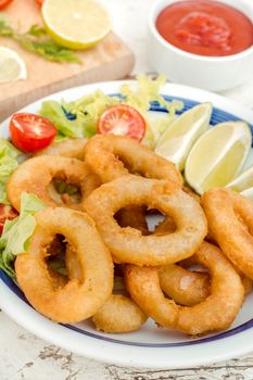 Fried squid rings