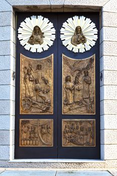  church door     lombardy  madonna