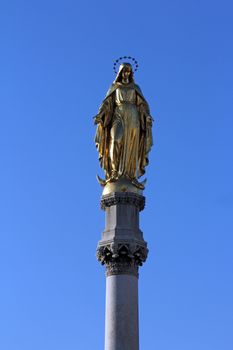 Gilded statue of the Virgin Mary