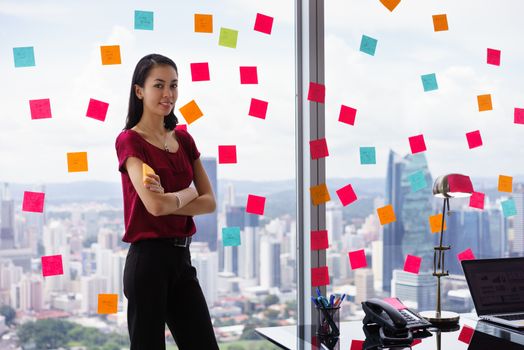Portrait Business Woman Writing Sticky Notes Smiling Happy