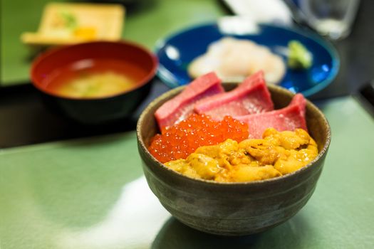 Donburi of japanese seafood