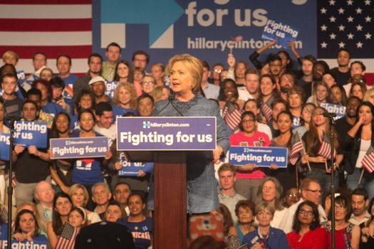 US - PRESIDENTIAL - CANDIDATE - CLINTON - PRIMARY - NIGHT - RALLY