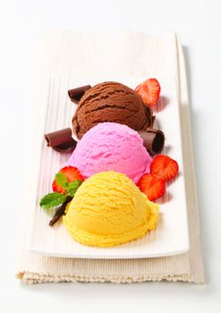 Ice cream trio
