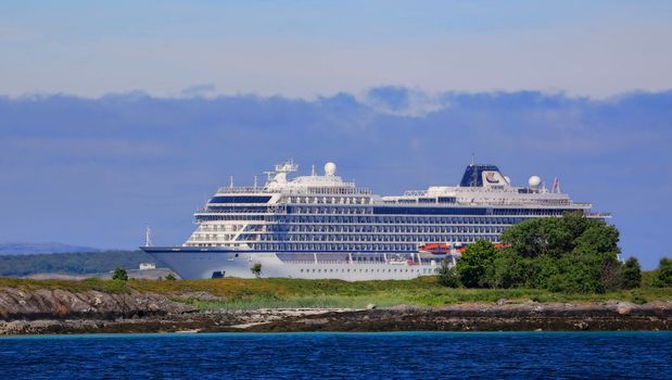 M.S Viking Sea ankommer Brønnøysunde igjen den 25.juni 2016