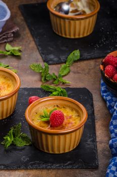 Delicious creme brulee