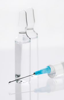 medicament and syringe 