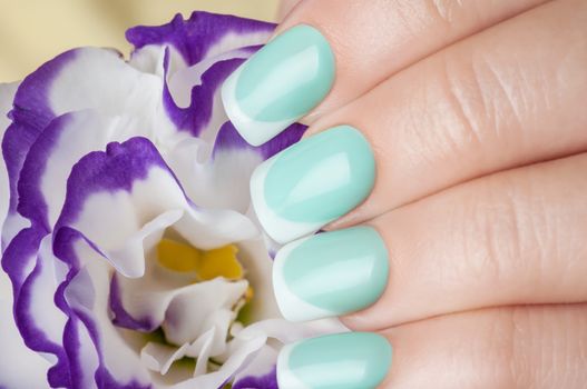 Beautiful nails and flower.