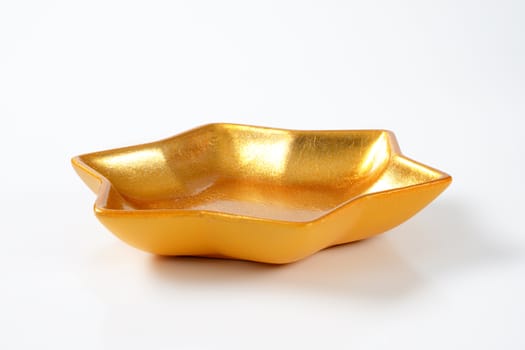 gold star shaped bowl