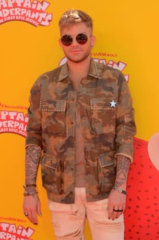 Adam Lambert
at the "Captain Underpants" Los Angeles Premiere, Village Theater, Westwood, CA 05-21-17/ImageCollect