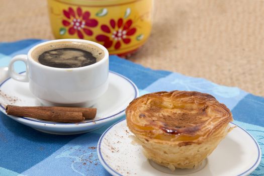 Expresso coffee and egg custard pastry