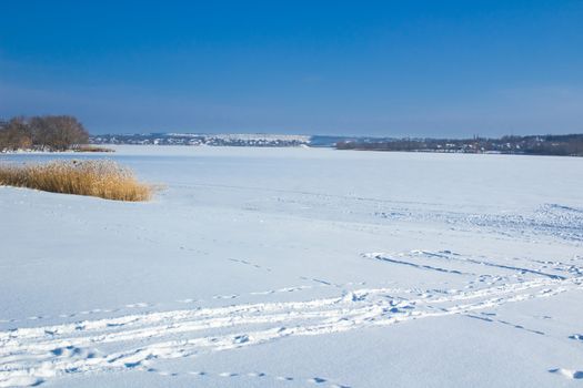 Winter paysage landscape of frozen snowee lake river 