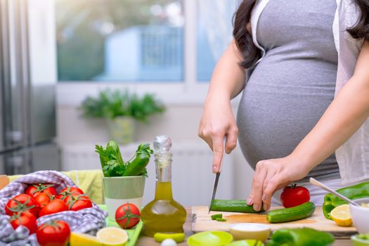 Healthy nutrition for pregnant woman