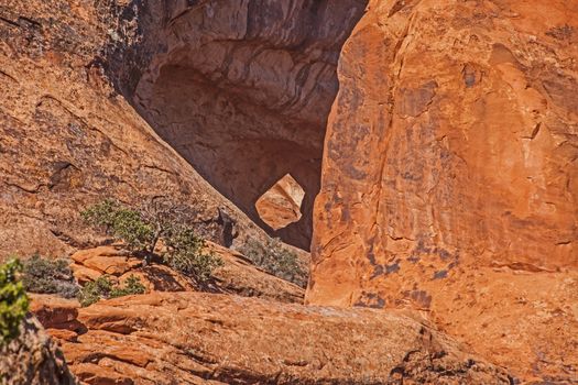 Navajo Arch in Arches National Park 2