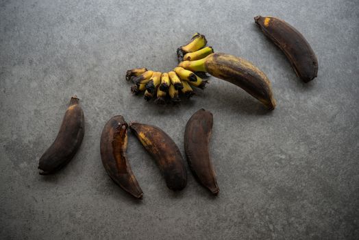 Rotten bananas, overripe 
