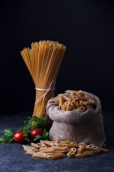 Whole grain dried spaghetti