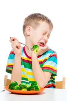 broccoli food nutrition healthy child boy