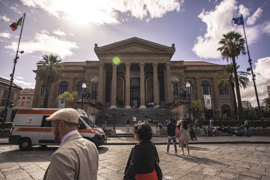 Front view of the Teatro Massimo in Palermo 5