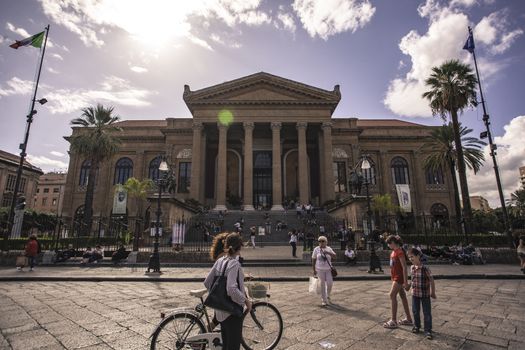 Front view of the Teatro Massimo in Palermo 4