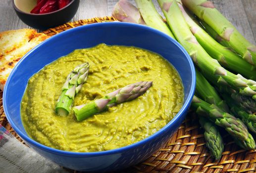 traditional asparagus soup with bio ingredients