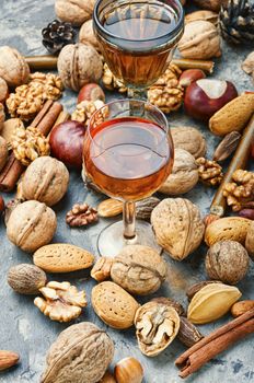 Autumn nutty liquor