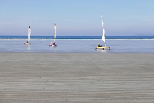 sand yachting on the beach of Pentrez in finistere