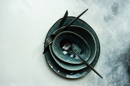 Modern ceramic dishware