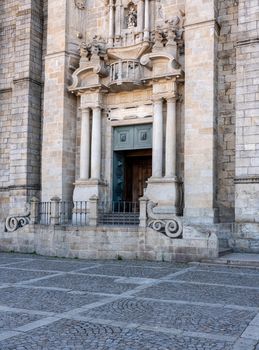 Main entrance and steps to the Porto Cathedral