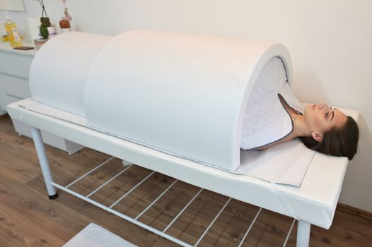 Infrared heat tunnel for slimming body 