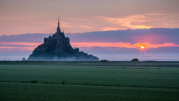 Panoramic view of famous Le Mont Saint-Michel tidal island in be