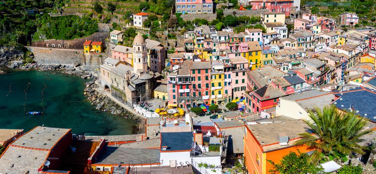 View of Vernazza houses and blue sea, Cinque Terre national park
