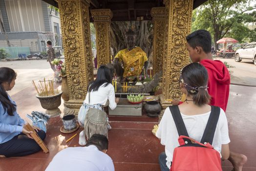 King Master Statue, Siem Reap, Cambodia