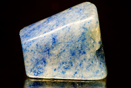 Aventurine, gemstone for stone healing