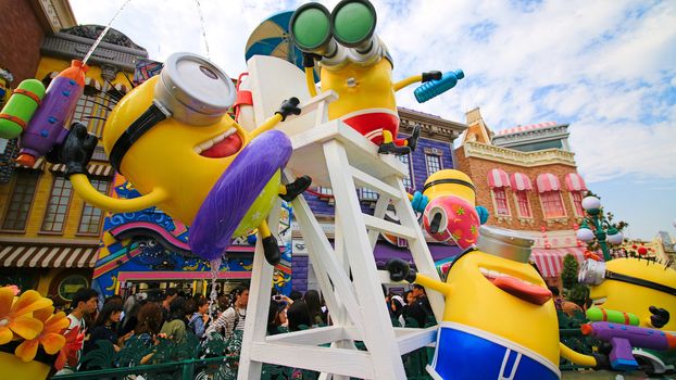 Statue of MINIONS at MINION PARK ENTRANCE in Universal Studios JAPAN.