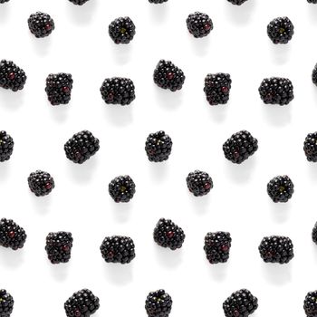 Bramble Seamless pattern. Fresh blackberry seamless pattern. Pattern with fresh wild berries isolated on white background.