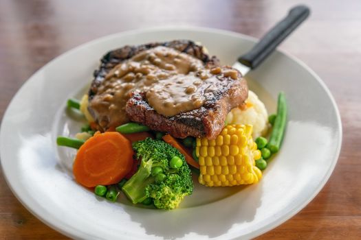 Australian Pub Steak And Veg Meal
