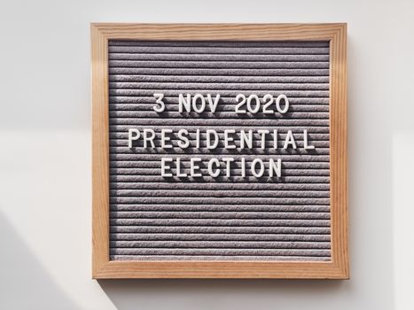 Letter board with announcement of USA Presidential Election at 3
