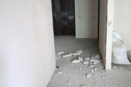 Remains of construction debris in the apartment