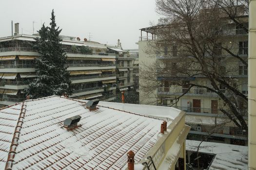 Medea front hits with heavy snowfall the city center in Thessaloniki, Greece.