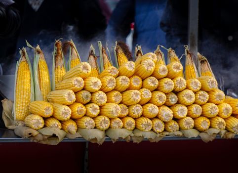 Corn on the cob kernels peeled