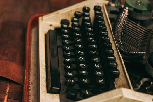 typewriter retro style nostalgia journalist old technology