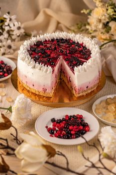Summer berry cake