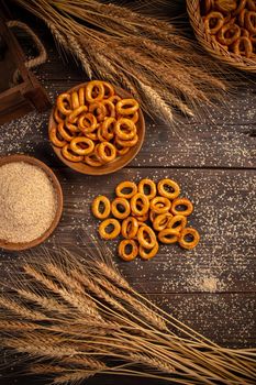 Top view of pretzel rings 