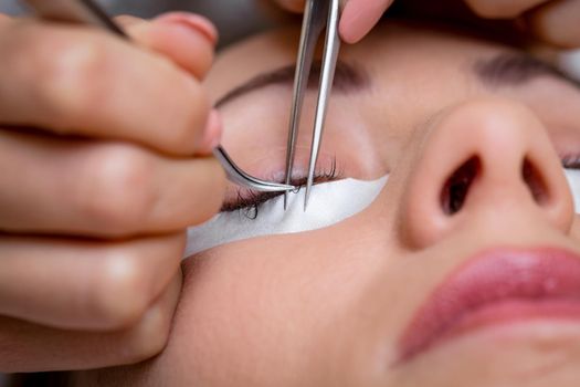 Procedure Eyelashes Extension