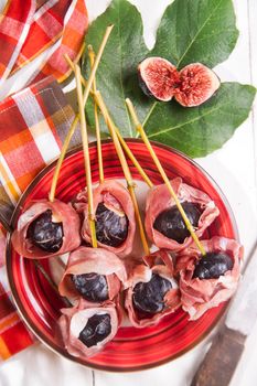 Ham and figs