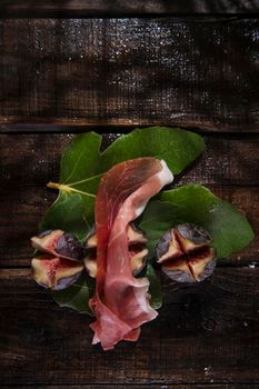 Skewer ham and figs