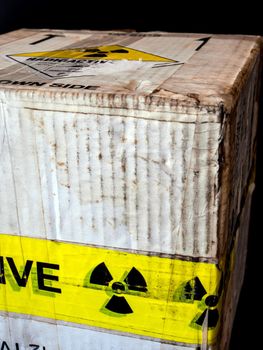 Paper box package of small radioactive material