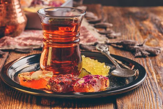 Tea in armudu with oriental delight 